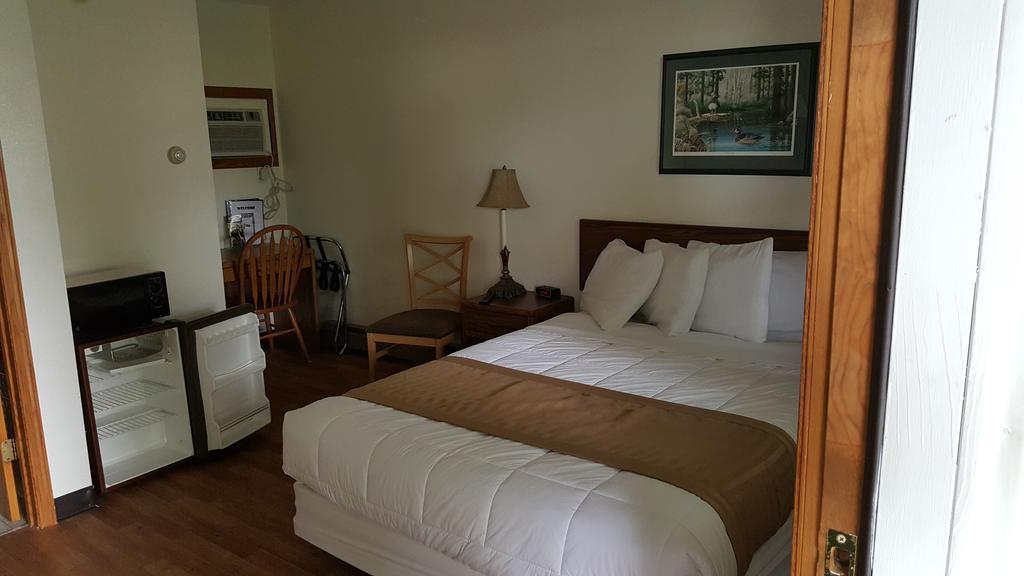 Budget Host Inn Detroit Lakes Esterno foto